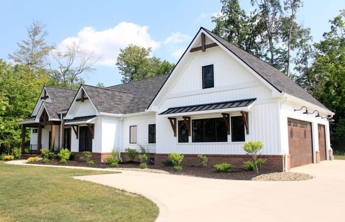 Replacing wood siding with hardie board